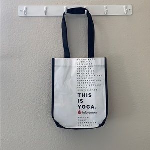 Reusable Lululemon tote